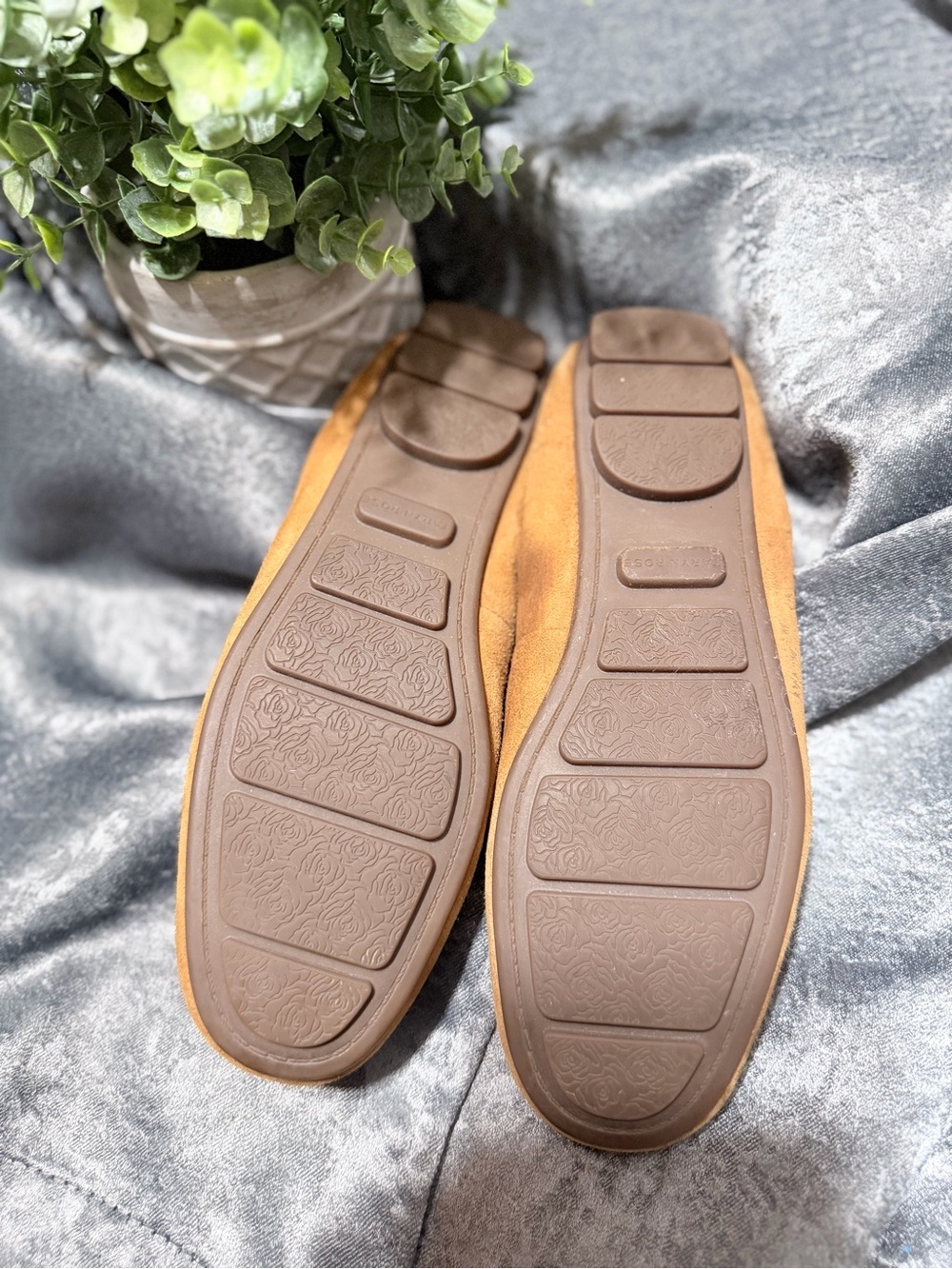 Taryn Rose Kristine Leather Moccasins in Tan Women’s 7.5 - Picture 5 of 7